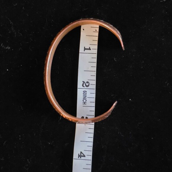 Vintage Copper Cuff Engraved Aztec Geometric Design Cuff Bracelet Beveled 7.5" - Picture 7 of 7